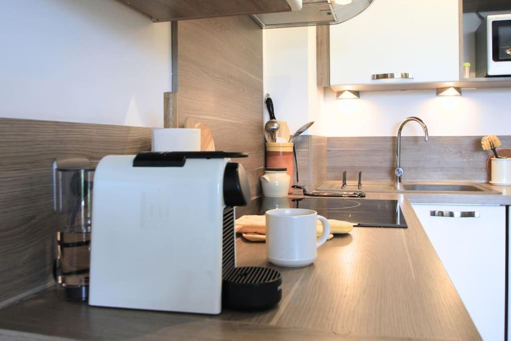Cosy Appartement Entre Vignes Et Garrigue Avec Piscine Péret Zewnętrze zdjęcie