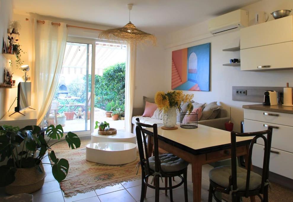 Cosy Appartement Entre Vignes Et Garrigue Avec Piscine Péret Zewnętrze zdjęcie