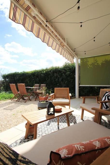Cosy Appartement Entre Vignes Et Garrigue Avec Piscine Péret Zewnętrze zdjęcie