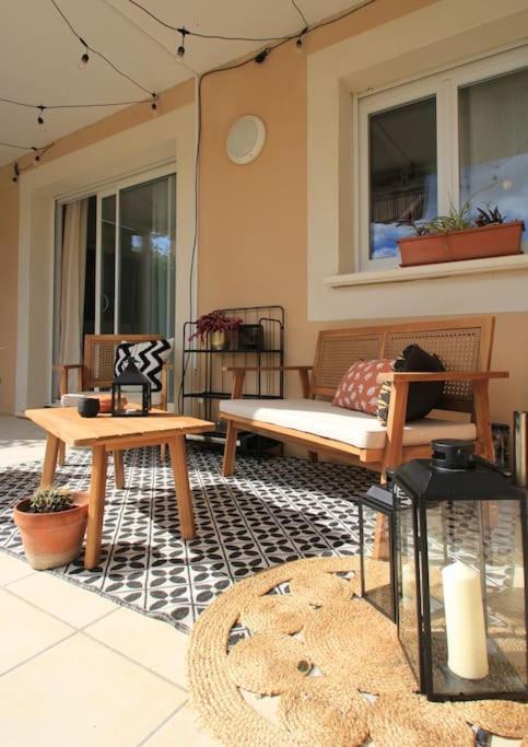 Cosy Appartement Entre Vignes Et Garrigue Avec Piscine Péret Zewnętrze zdjęcie